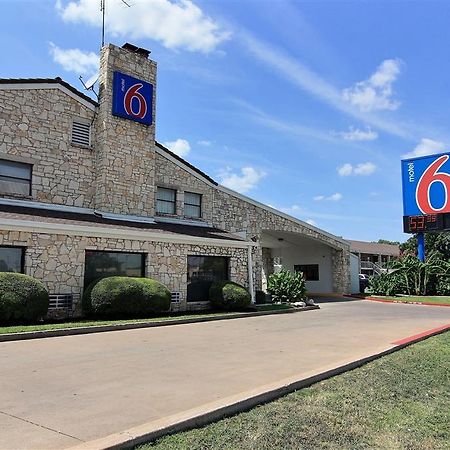 Motel 6 Austin, Tx - Central Downtown Ut 외부 사진